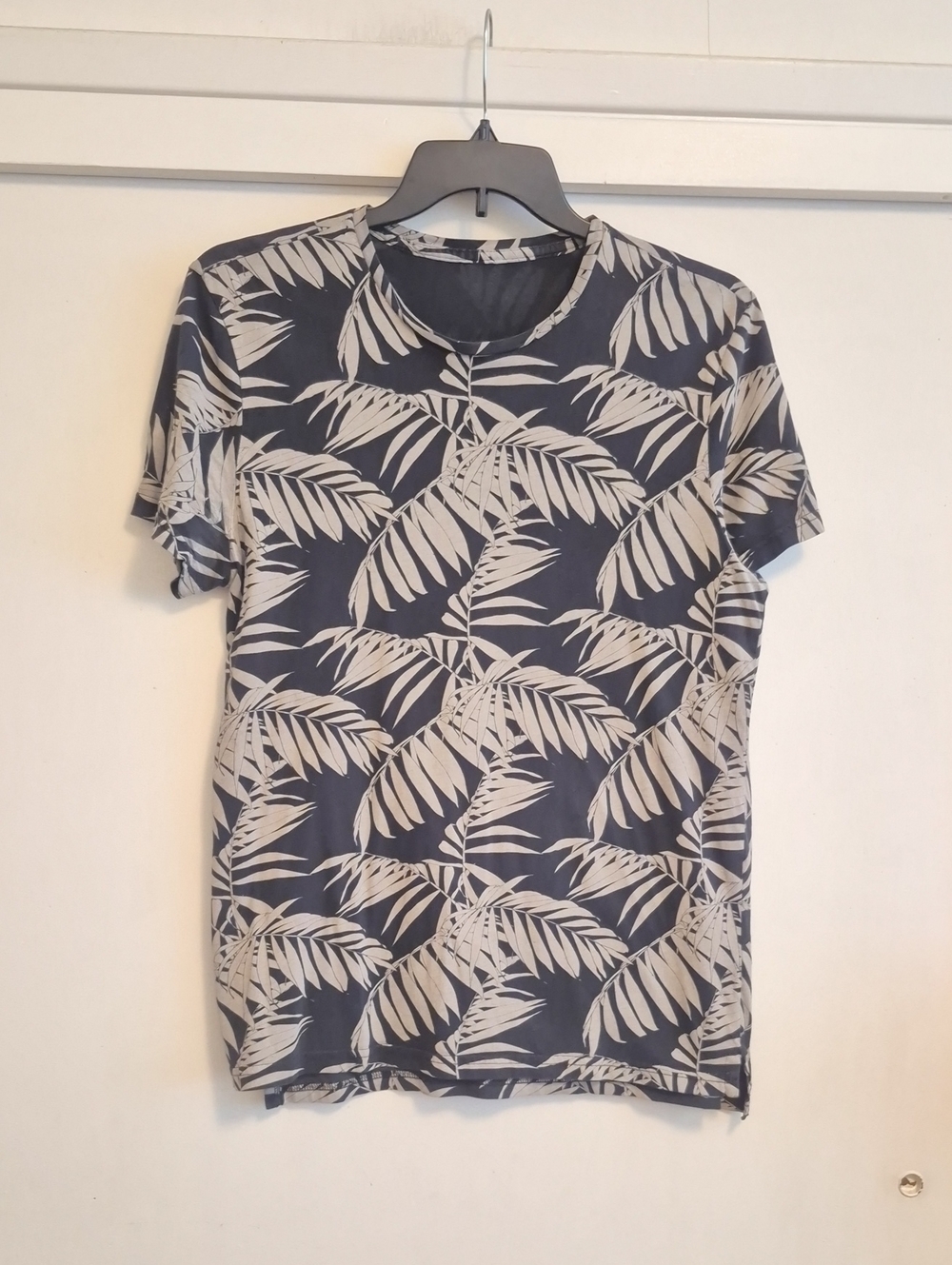 Womens Palm-Print Short Sleeve Shirt - Black & Cream